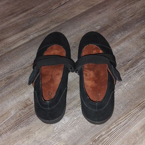 Vionic Women's Shelby - Mary Jane Flats Sz 8 NWOT - Picture 4 of 8